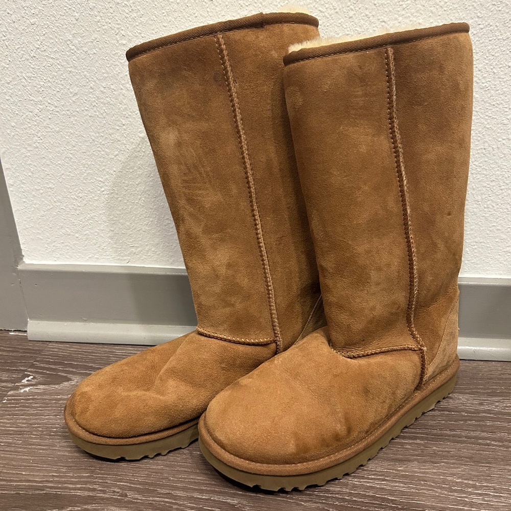 UGG classic tall